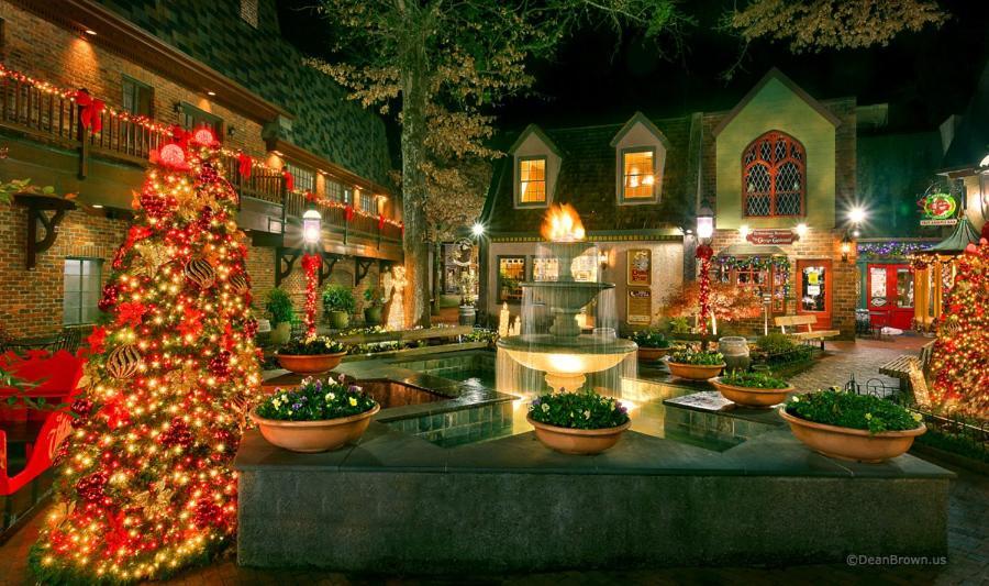 Above The Tree Tops Sevierville Exterior photo
